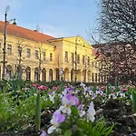 Centre Piac Flat * Debrecen