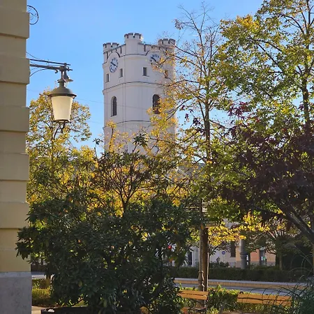 Centre Piac Flat ديبريتْسين