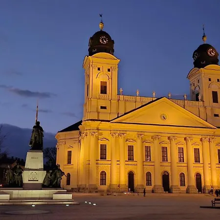 Centre Piac Flat شقة