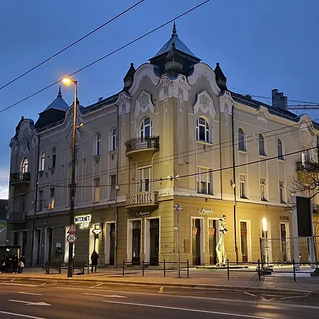 Centre Piac Flat شقة